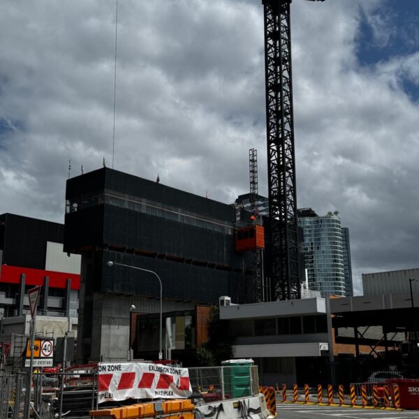 E03da87c 13e7 414d 9b18 c78e8fc4f997 600x600